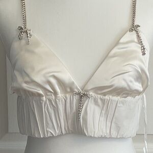 🇨🇦🇨🇦Zara White Satin Bralette - size S